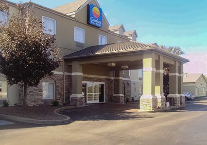 Fairfield By Marriott & Airport Hotel