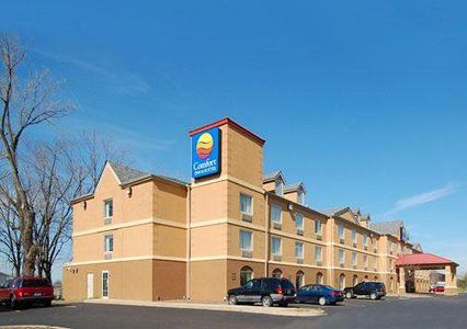 Hotel Fairfield By Marriott & Airport 2*
