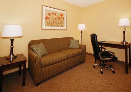 Hotel Fairfield By Marriott & Airport Louisville