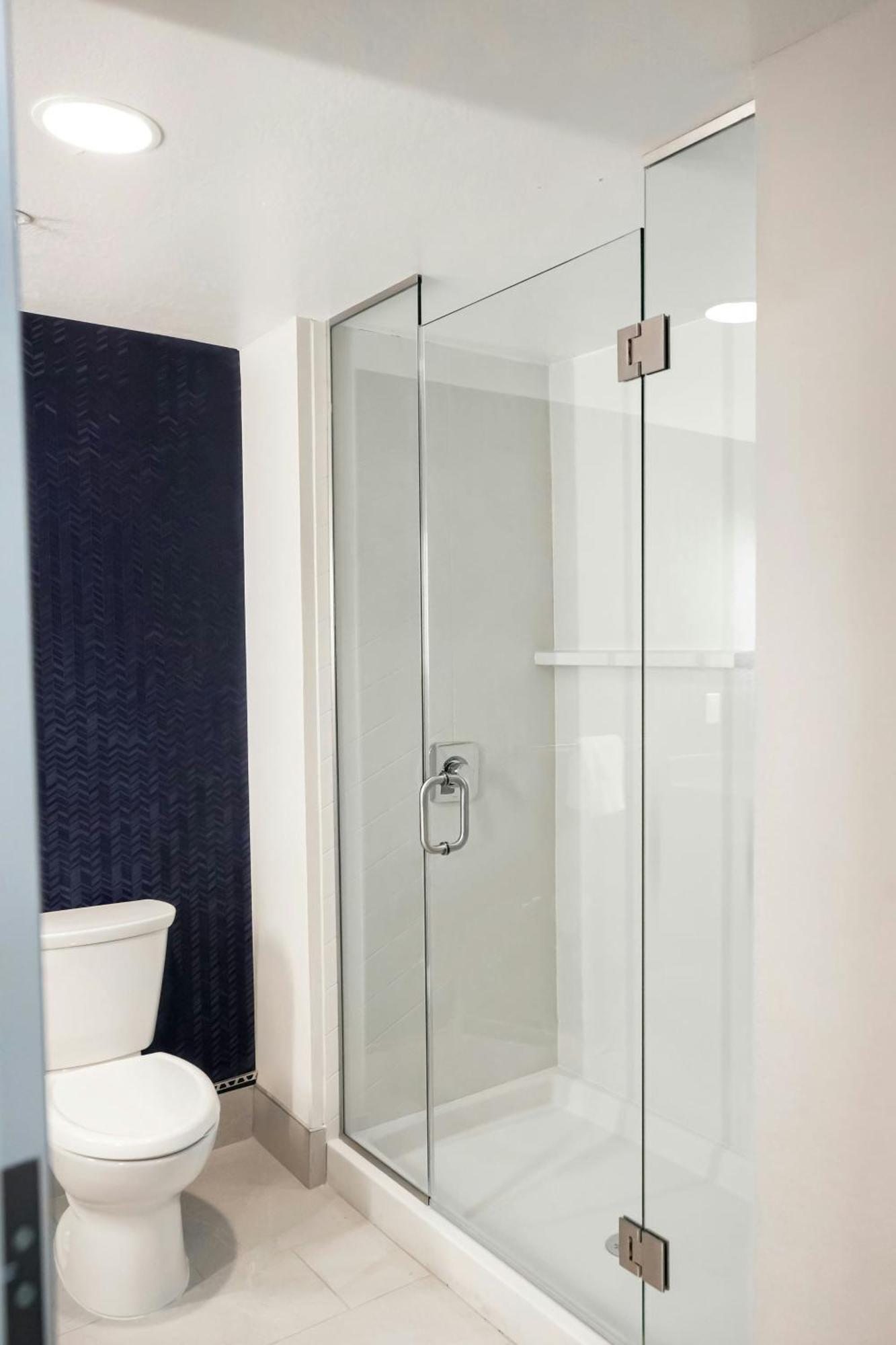 Fairfield By Marriott & Airport Hotel Louisville