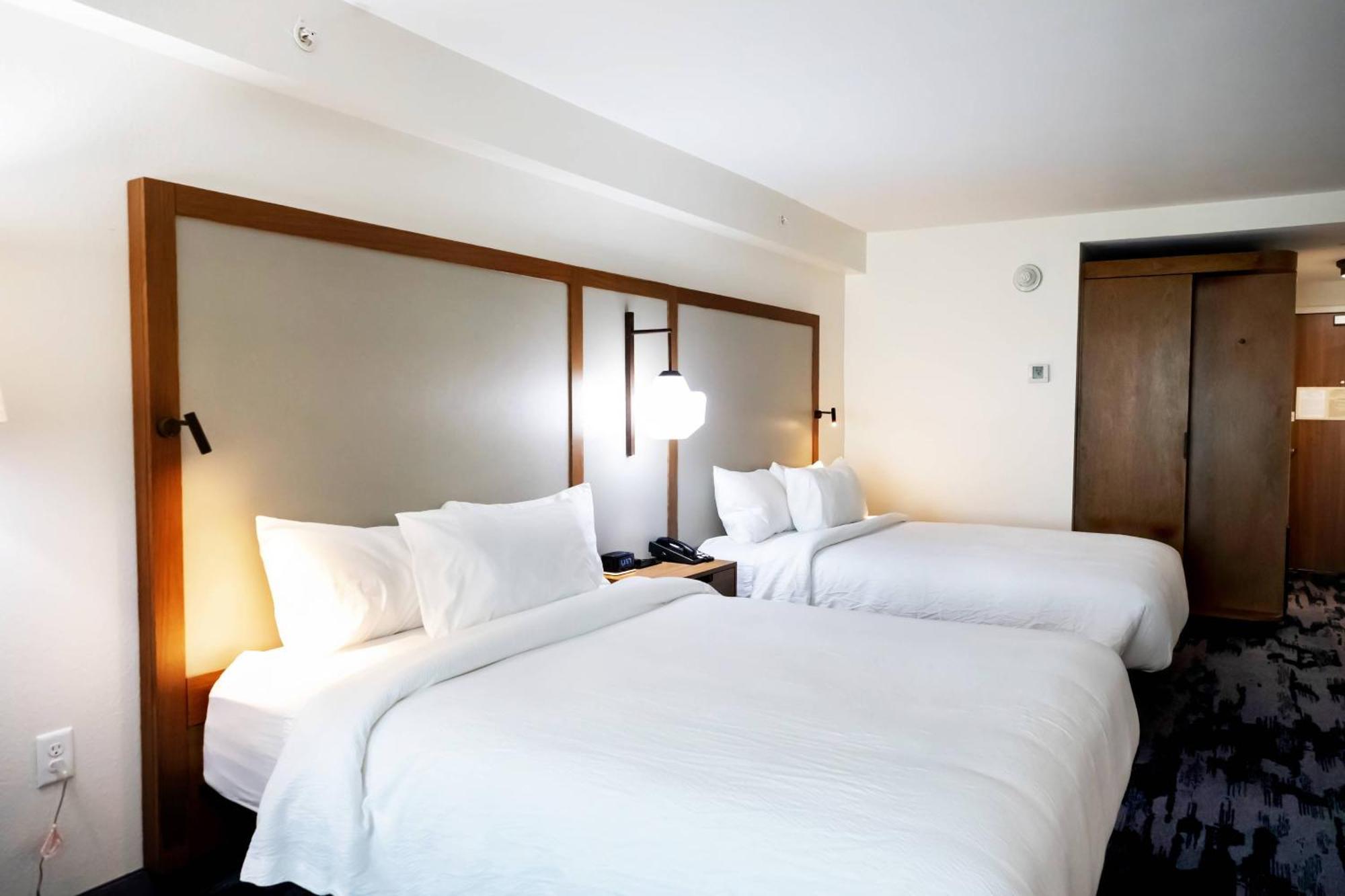 Hotel Fairfield By Marriott & Airport