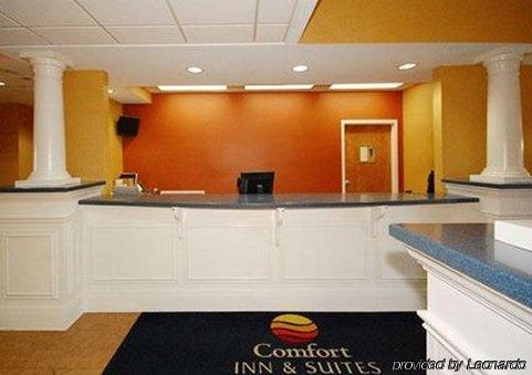 Fairfield By Marriott & Airport Hotel 2*