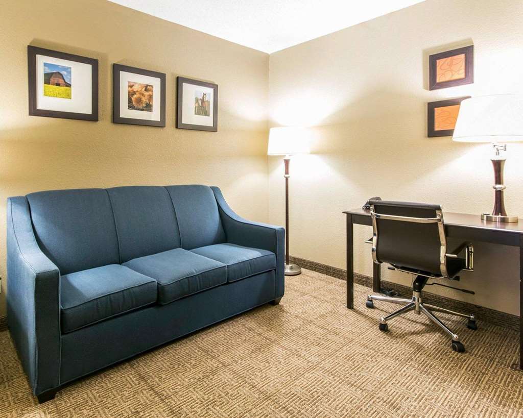 Hotel Fairfield By Marriott & Airport Louisville