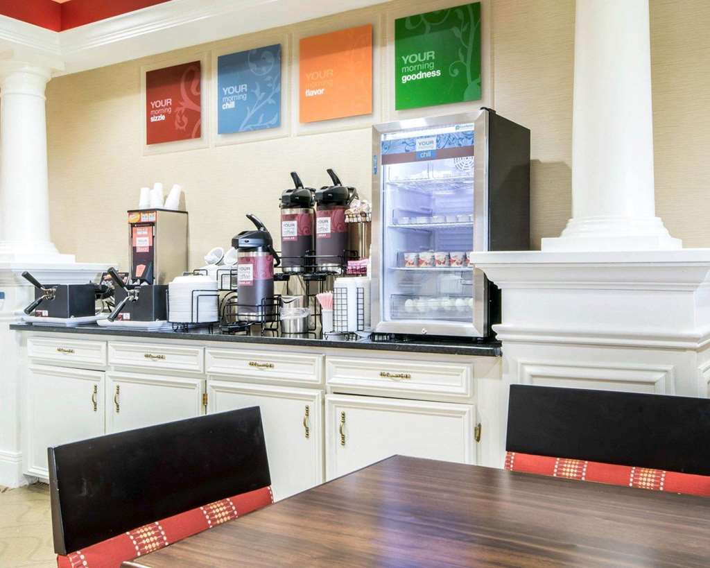 Hotel Fairfield By Marriott & Airport Louisville