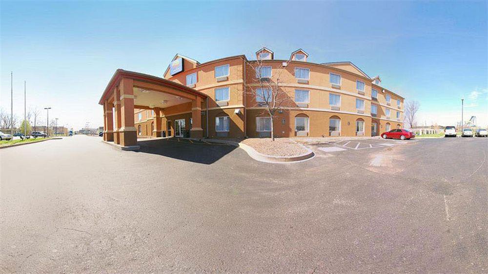 Fairfield By Marriott & Airport Hotel Louisville