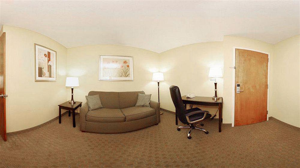 Fairfield By Marriott & Airport 2* Louisville